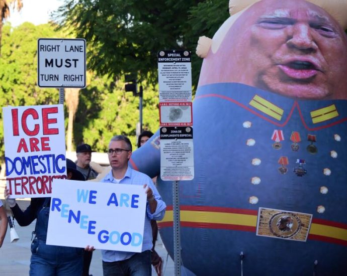 ‘abolish-ice’-messaging-is-back.-is-it-any-more-likely-this-time?