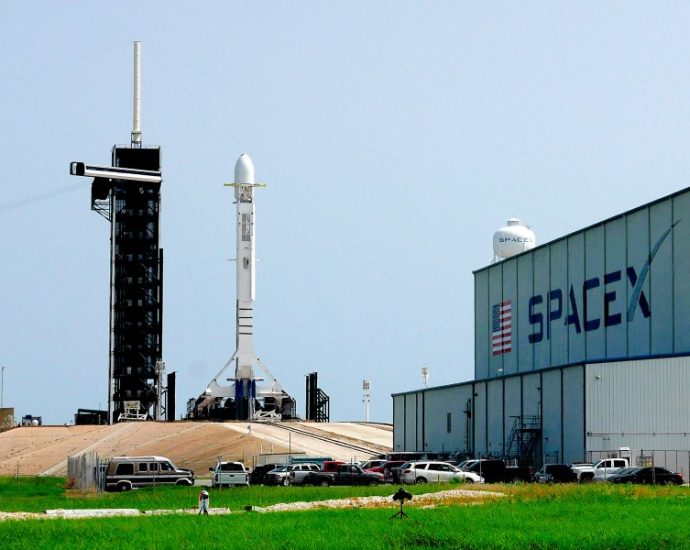 free-starlink-access-for-iran-seen-as-game-changer-for-demonstrators-getting-their-message-out