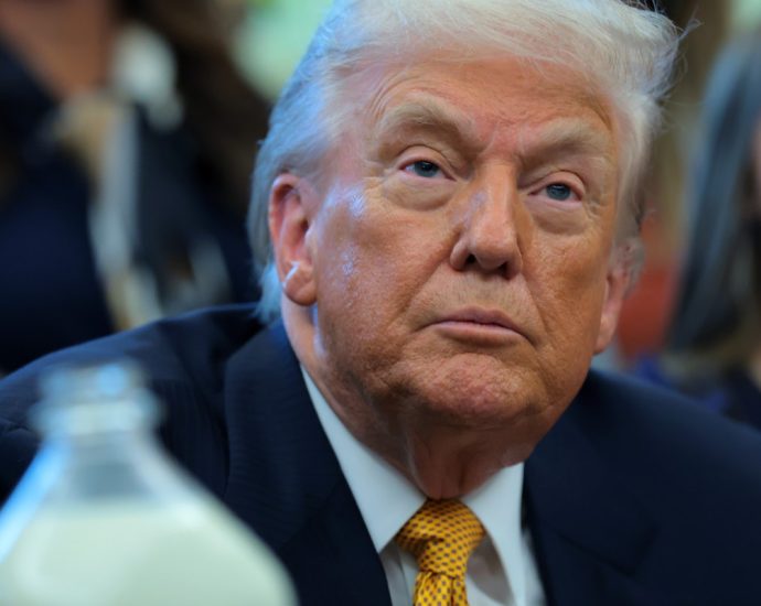 the-traitor’s-own-advisers-suddenly-unnerved-as-ice-raids-take-horrific-turn