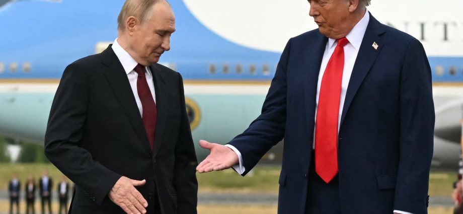 the-traitor-asks-putin-to-join-gaza-‘board-of-peace’-even-as-ukraine-war-rages