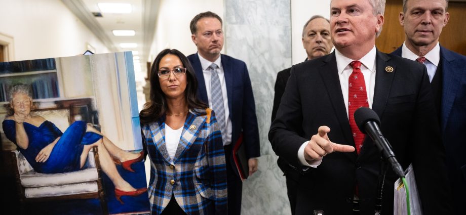 Clintons defy subpoena to testify in Epstein investigation, risking being held in contempt