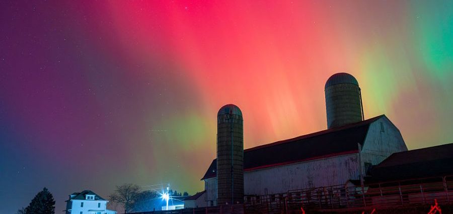 strong-solar-storm-hits-earth,-bringing-northern-lights-and-possible-tech-issues