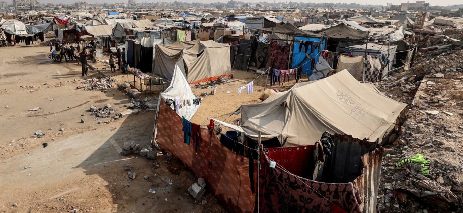 gaza’s-‘phase-two’-from-a-distance:-why-hope-still-feels-out-of-reach