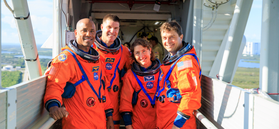 data-analysts:-pitch-your-ideas-to-evaluate-operational-mission-and-health-data-from-artemis-ii