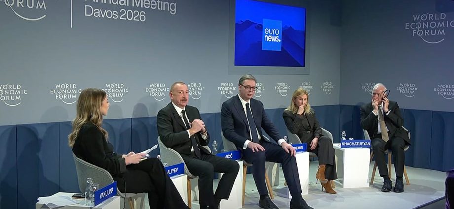 armenia-and-azerbaijan-leaders-hail-peace-at-davos-as-serbian-president-warns-of-us-europe-divorce