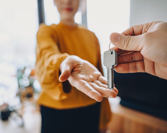 nearly-50%-of-prospective-homebuyers-this-year-will-use-ai:-report