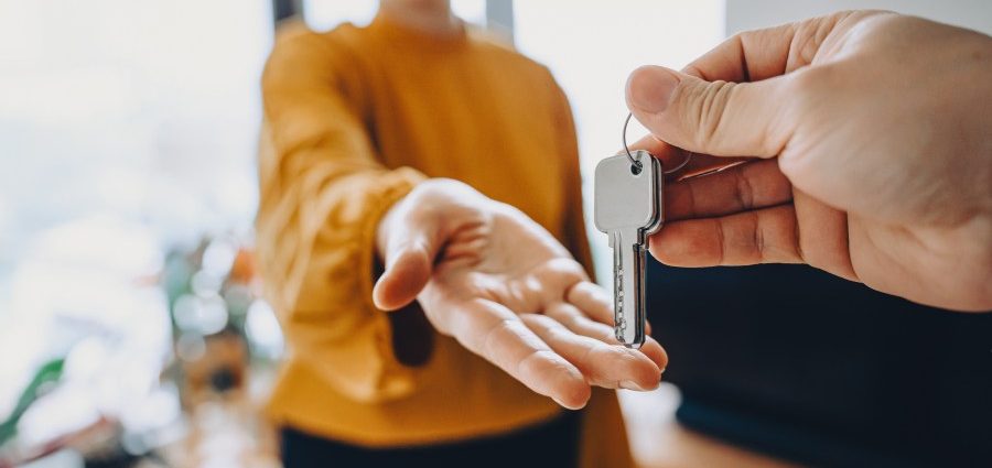 nearly-50%-of-prospective-homebuyers-this-year-will-use-ai:-report