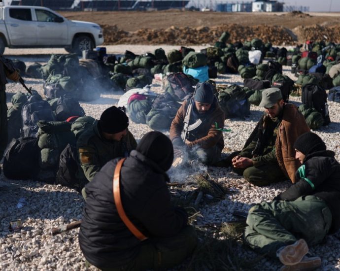 syrian-army-takes-control-of-camp-holding-thousands-linked-to-isil