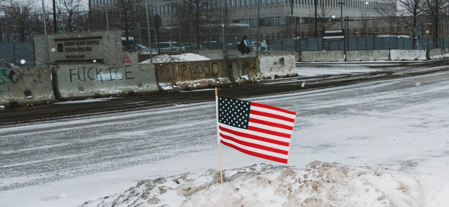 ‘i’m-witnessing-a-lot-of-emptiness’:-how-ice-uprooted-normal-life-in-minneapolis