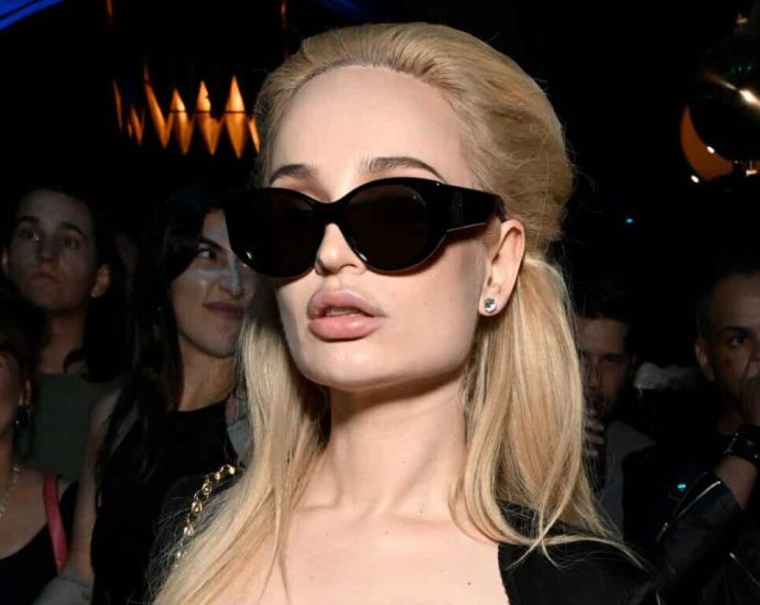 kim-petras-seeks-exit-from-republic-records-as-kesha-and-grimes-back-her-fight