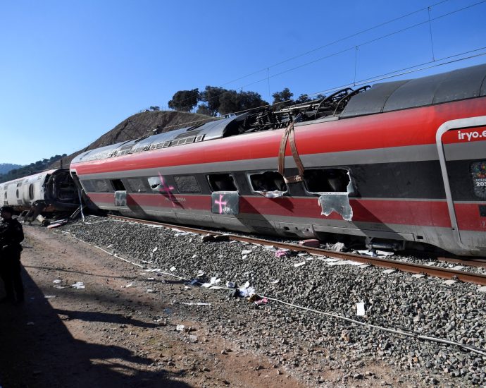 spain’s-train-drivers-call-for-strike-as-deadly-derailments-fuel-concern