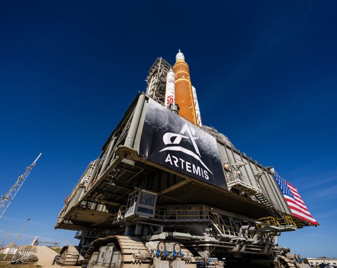 nasa’s-artemis-ii-rocket-and-spacecraft-make-their-way-to-launch-pad