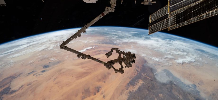 sound-and-hearing-studies,-earth-observations-fill-science-schedule