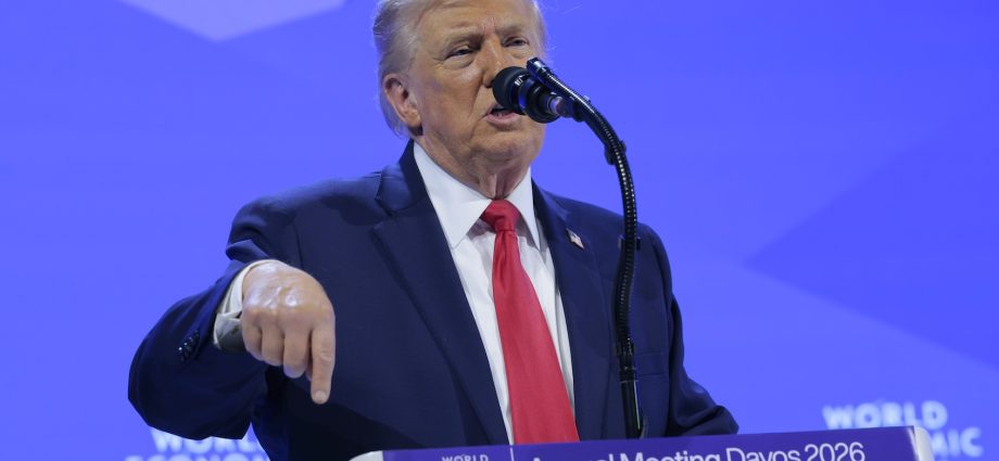 “we-would-be-frankly-unstoppable”:-the-traitor-dances-around-greenland-threats-at-davos