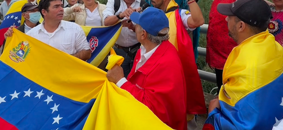 venezuelans-share-their-opinions-on-us-interference