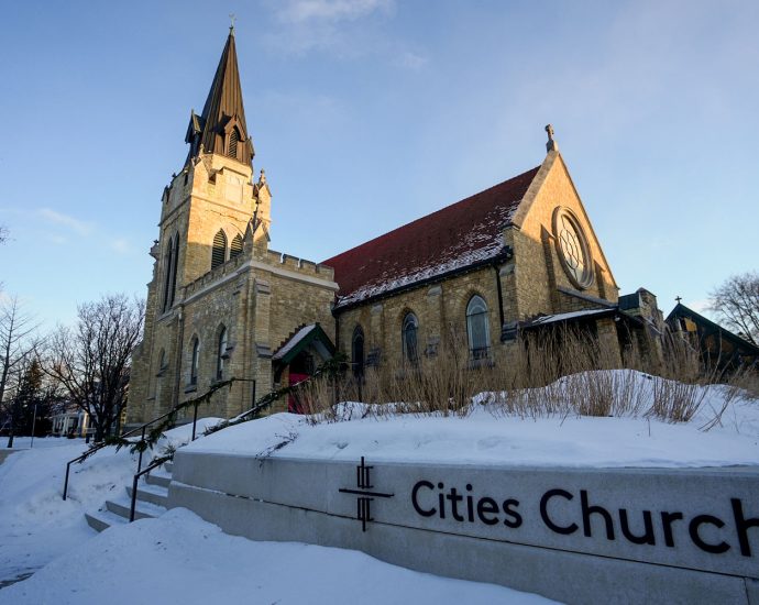 fbi-and-homeland-security-arrest-two-protesters-who-disrupted-minneapolis-church-service
