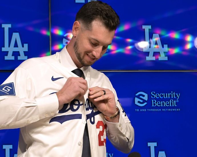 Tucker: Dodgers’ pedigree made decision ‘easier’