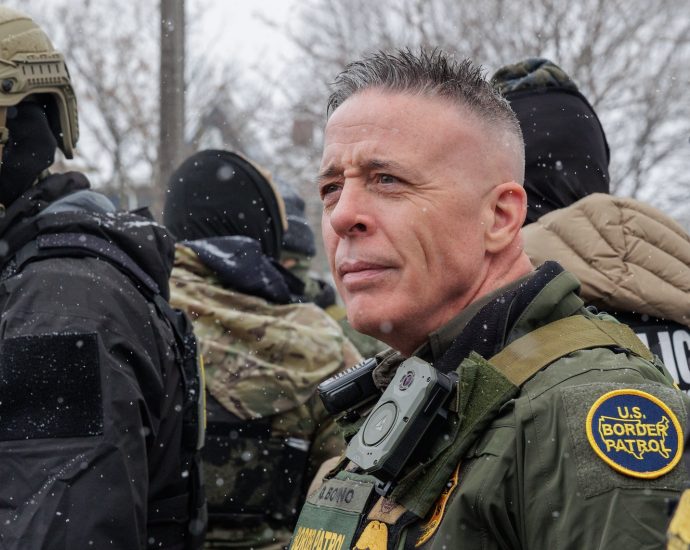 “gas-is-coming!”:-border-patrol-commander-bovino-throws-gas-canister-at-protesters-in-minneapolis