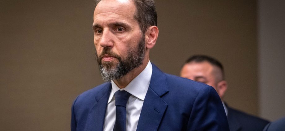 “deranged”:-the-traitor-calls-for-jack-smith-to-be-prosecuted-following-congressional-testimony