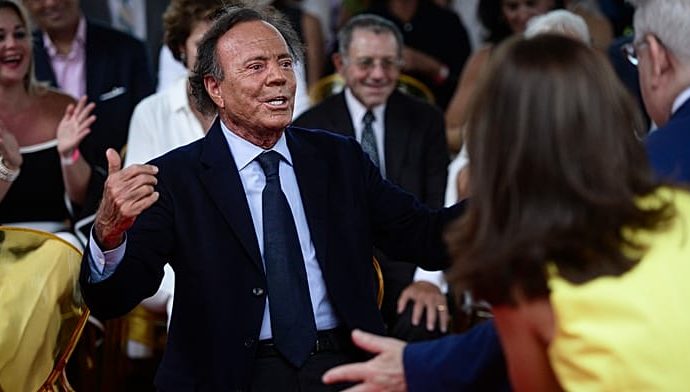 lawyer-claims-julio-iglesias-may-face-further-sex-abuse-allegations-from-former-employees’
