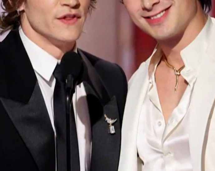 ‘heated-rivalry’-stars-running-with-olympic-torch