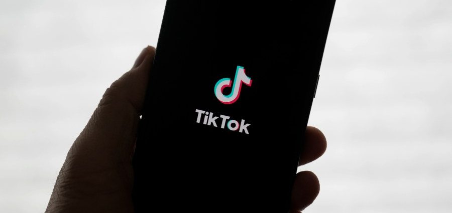 tiktok-finalizes-deal,-creates-us-venture