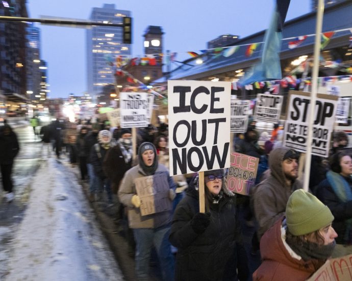 minnesota-judges-keep-rejecting-arrest-warrants-for-ice-protesters
