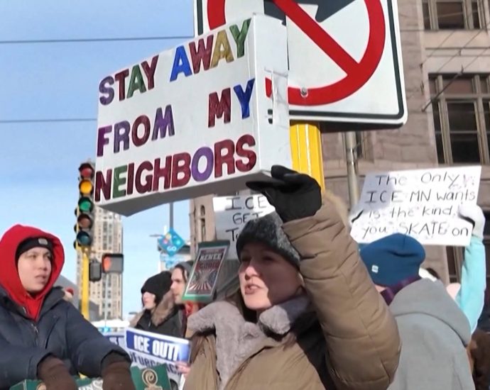 ice-out-of-minnesota:-unions-&-churches-lead-economic-blackout-in-“day-of-truth-and-freedom”