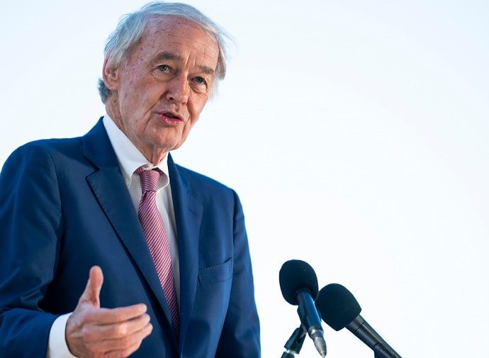 senate-democrat-calls-for-investigation-into-tiktok-deal