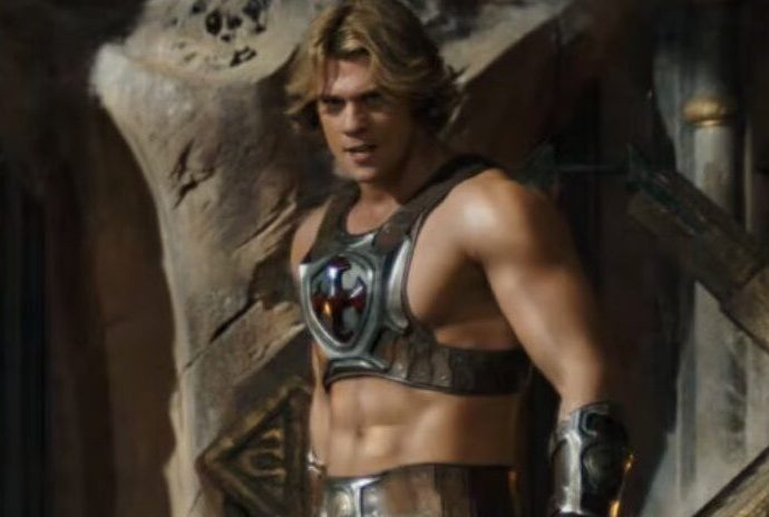 the-internet-is-losing-its-mind-over-nicholas-galitzine-as-a-ripped,-sword-wielding-he-man