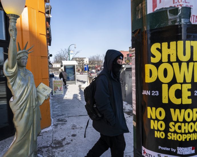 “no-work,-no-school,-no-shopping”:-minnesotans-strike-statewide-against-ice-despite-arctic-weather