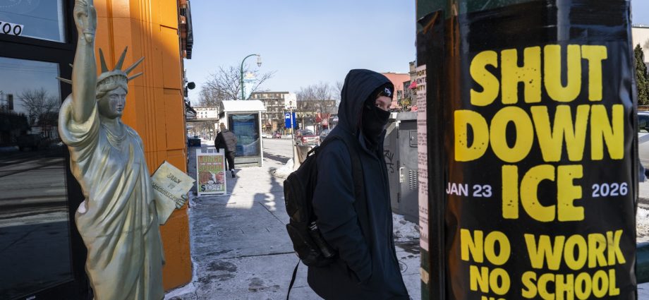 “no-work,-no-school,-no-shopping”:-minnesotans-strike-statewide-against-ice-despite-arctic-weather