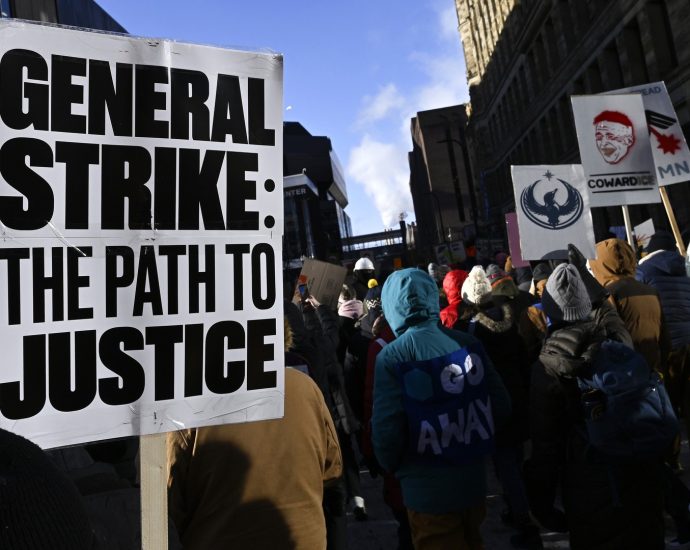 will-minnesota’s-union-led-‘economic-blackout’-break-ice-or-harm-local-business?