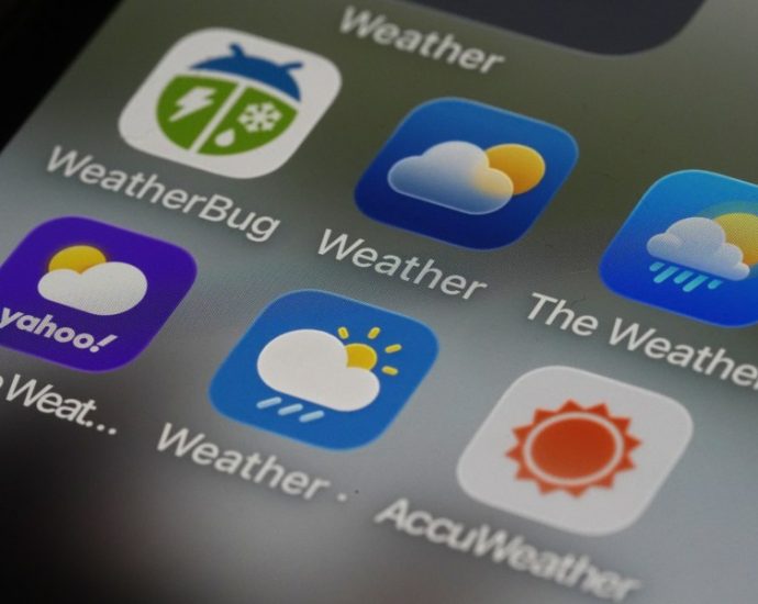 what-weather-apps-sometimes-miss-about-dangerous-winter-storm-conditions