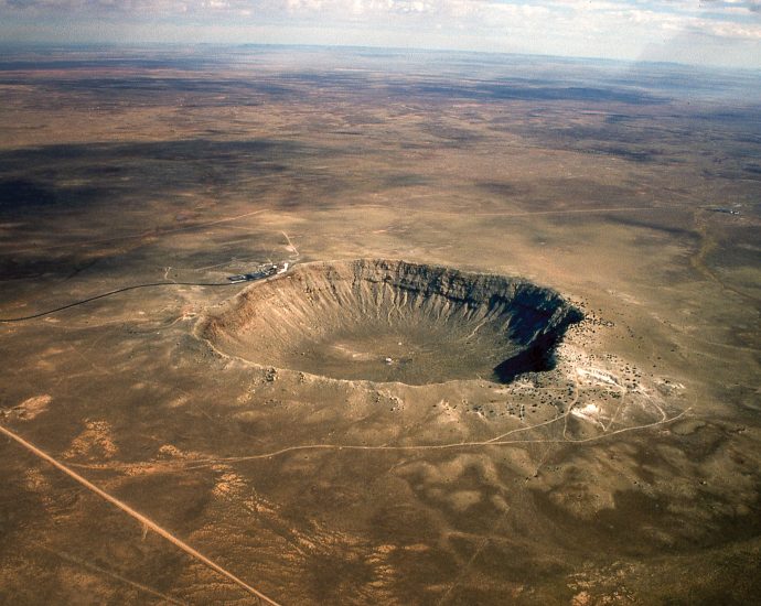the-grand-canyon-and-meteor-crater-have-a-surprising link