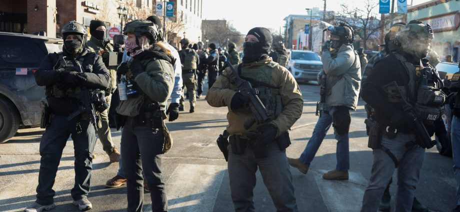 us-federal-agents-shoot-and-kill-another-person-in-minneapolis