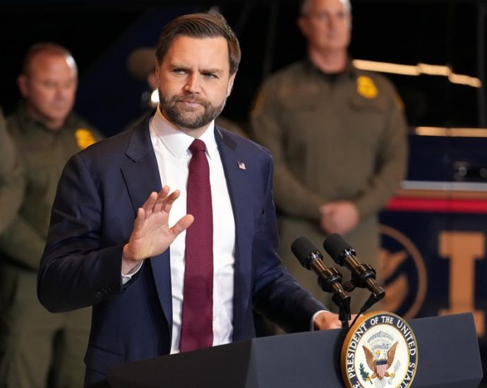 jd-vance-wants-to-‘turn-down-the-chaos’-he-helped-create-in-minneapolis