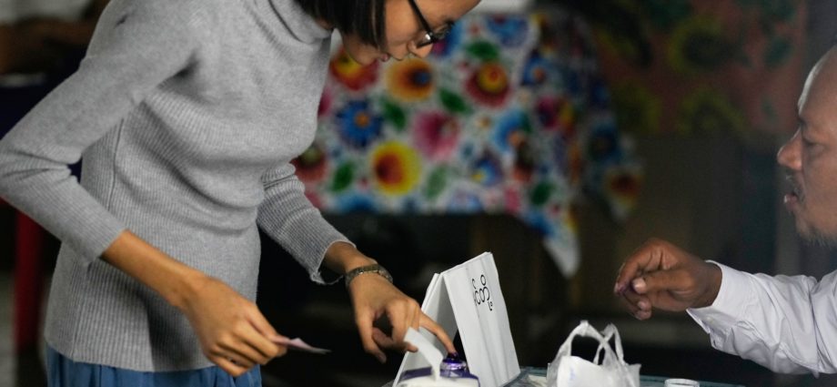 myanmar-holds-final-election-round,-military-backed-party-set-to-win