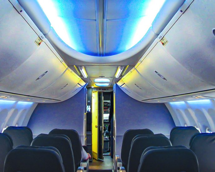 what-it-costs-to-fly-first-class-on-the-world’s-longest-boeing-737-max-routes