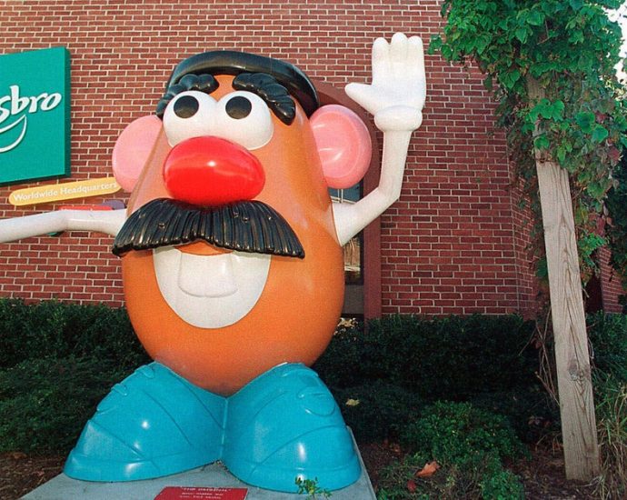 hasbro’s-move-from-rhode-island-may-soon-end-this-mr.-potato-head-tradition