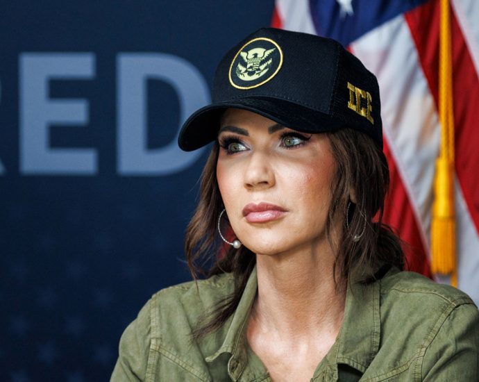 the-traitor-administration-goes-after-second-amendment-rights-in-justifying-minneapolis-shooting