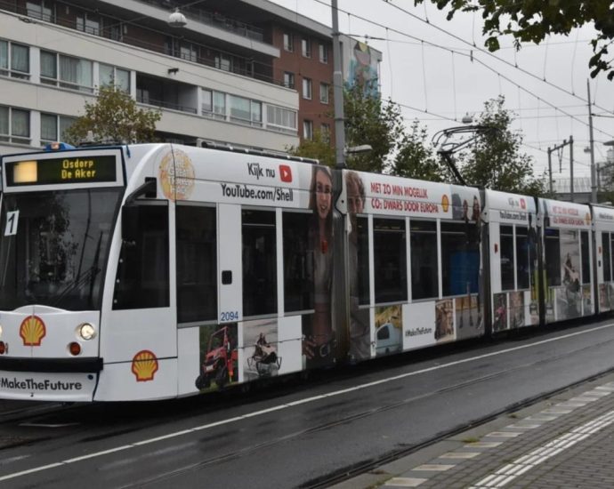 amsterdam-defies-last-minute-lobbying-to-become-first-capital-city-to-ban-fossil-fuel ads