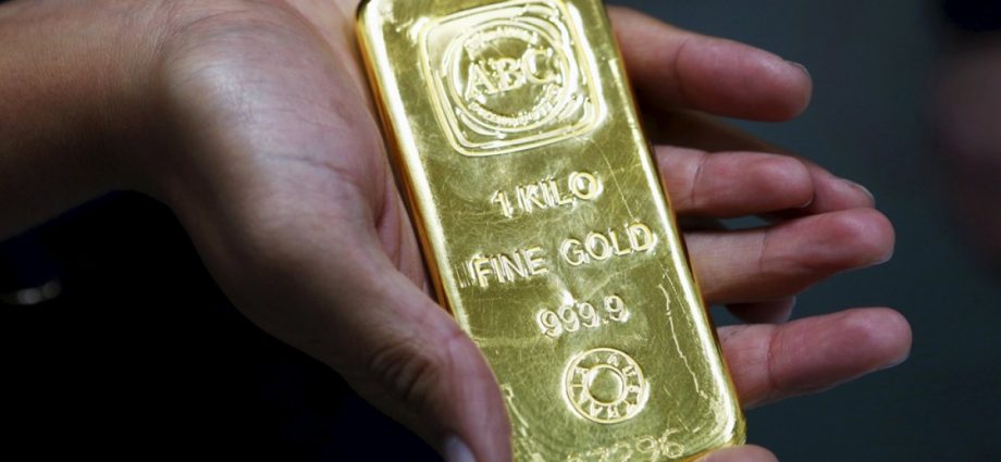 gold-prices-cross-$5,100-for-the-first-time-amid-geopolitical-uncertainties