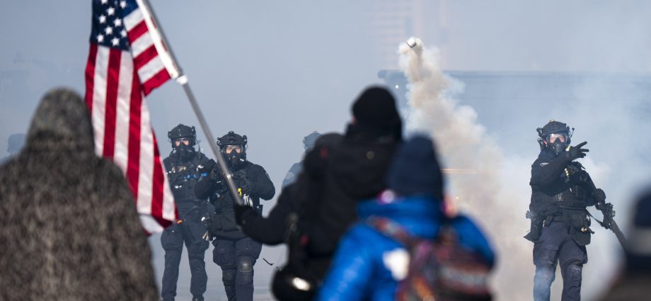 pretti’s-killing-crosses-thin-blue-line-between-law-and-order,-2nd-amendment