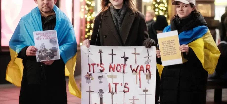 russian-attacks-256-energy-sites-in-ukraine,-but-austria’s-far-right-says-“no-winter-aid”