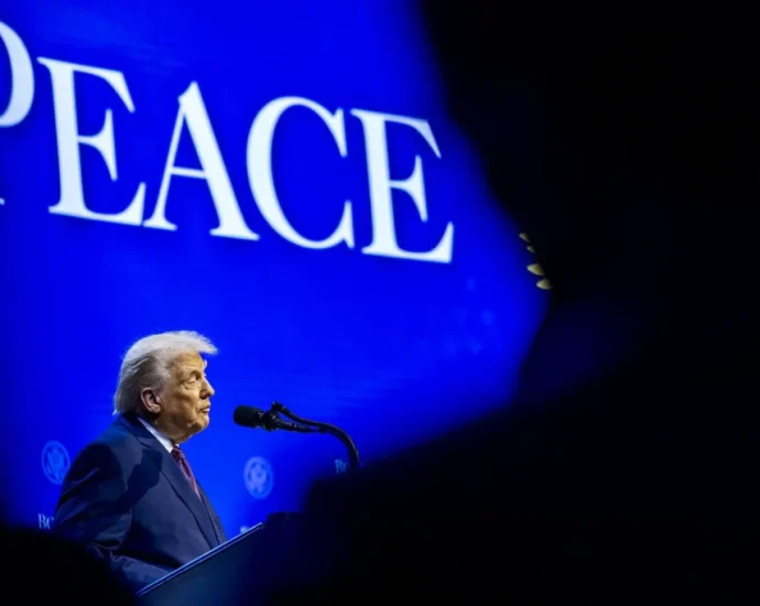 europe-must-stop-negotiating-its-own-defeat