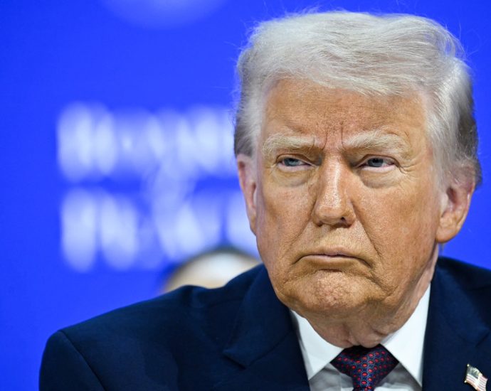 transcript:-a-dem-senator’s-harsh-takedown-of-the-traitor:-“breaking-point”