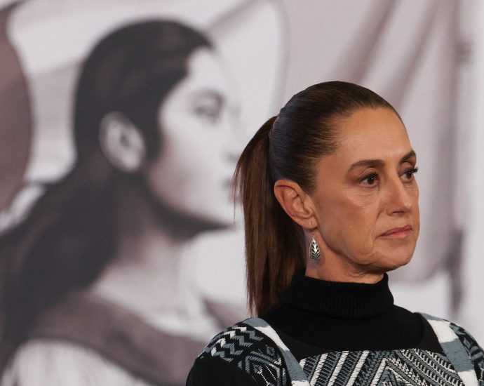 mexico-vows-‘solidarity’-with-cuba-after-oil-shipment-cancellation-reports