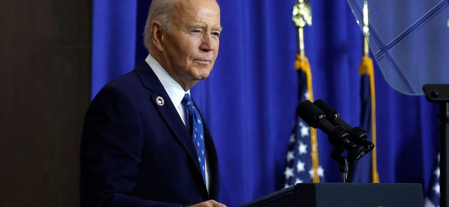 “us-doesn’t-gun-down-citizens”:-biden-says-ice’s-actions-in-minnesota-“betray-our-most-basic-values”