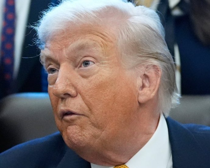 ex-federal-prosecutor-warns-why-‘not-to-be-distracted’-by-latest-the-traitor-admin-move